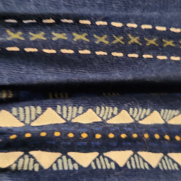 Top - Picture 5 of 6